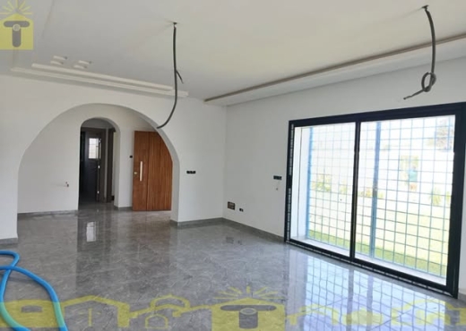Charmante villa S+3 avec piscine à vendre