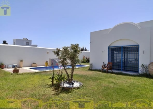 Charmante villa S+3 avec piscine à vendre - Bien immobilier à {"id":16,"country_id":219,"name":"NABEUL","slug":"nabeul"} - Image 3 - Sonia Immo - Agence Immobilière Sonia Immo